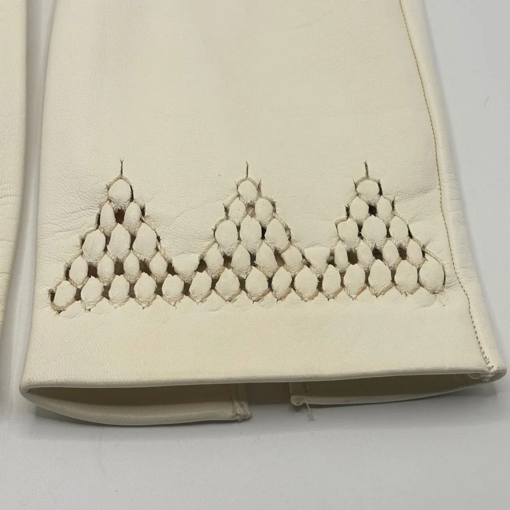 Vintage Cream Kid‎ Leather Gloves Lattice Cutout Cuff Mid Century White Ivory